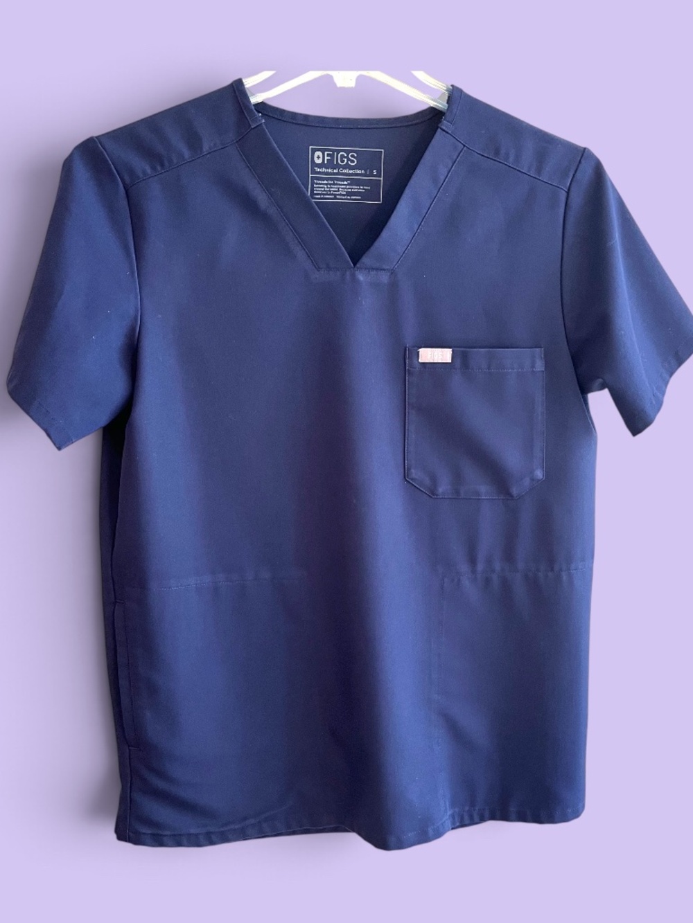 Figs Navy (#1683) MENS Chisec Scrub Top Size Small